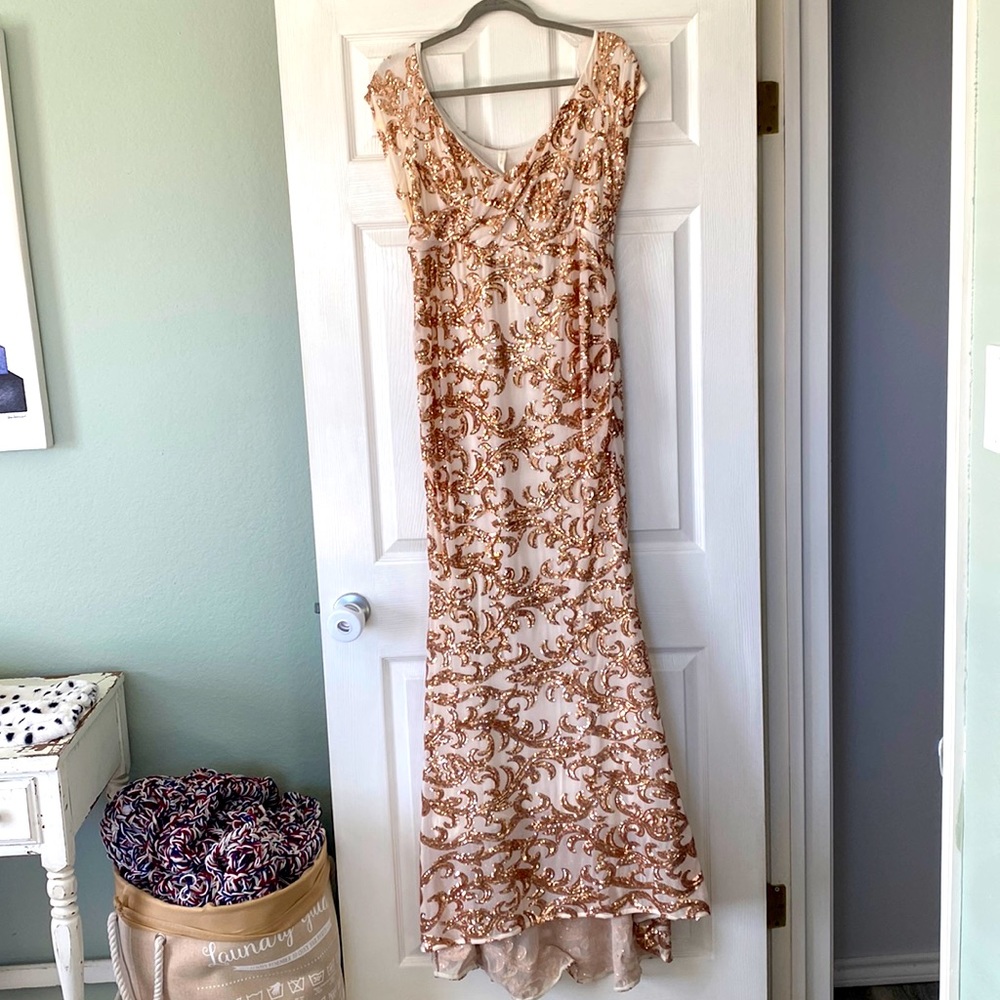 Pinkblush sequin white and rose gold maternity gown size large